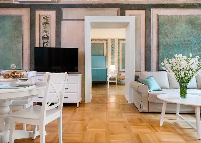 P&j Luxury * Cracóvia