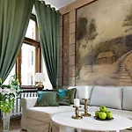 P&j Luxury * Cracovia