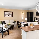 P&j Luxury Apartamento *