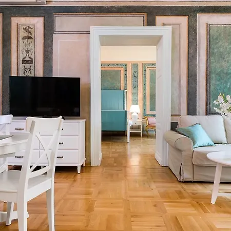 P&j Luxury * Kraków