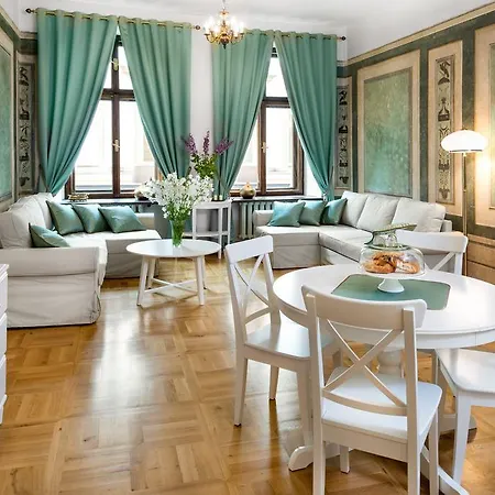 P&j Luxury Lejlighed *