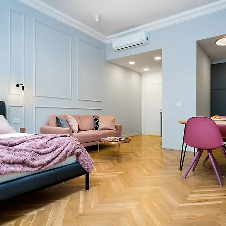 P&j Luxury * Cracovia