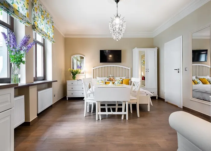 P&j Luxury Apartment