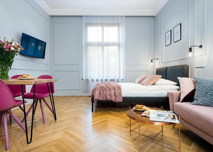 P&j Luxury Apartment